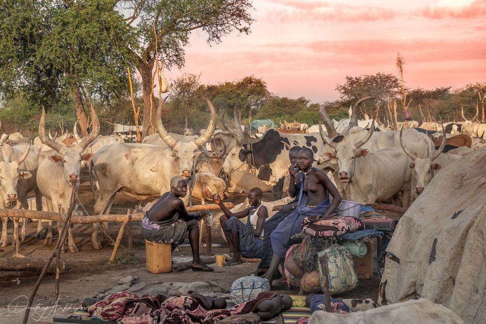Ladies mundari