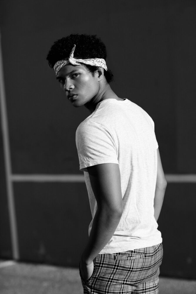 Modeling agency: @astonmodels