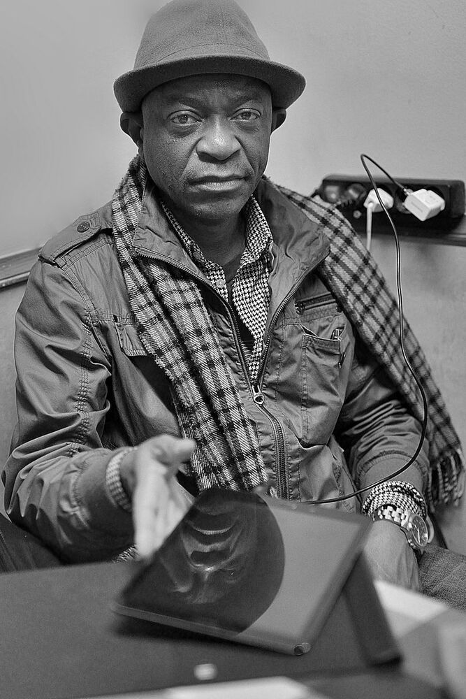 In the African cafes of Li&egrave;ge(Belgium).