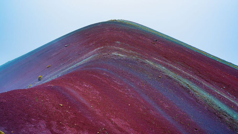 TOP OF SEVEN COLORS