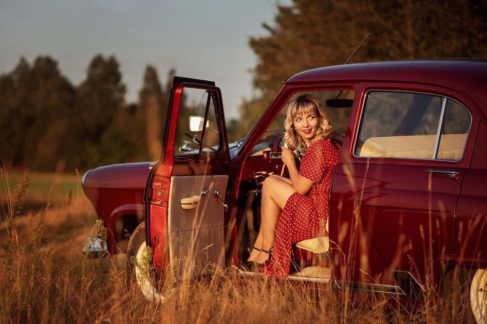 Lady in red
