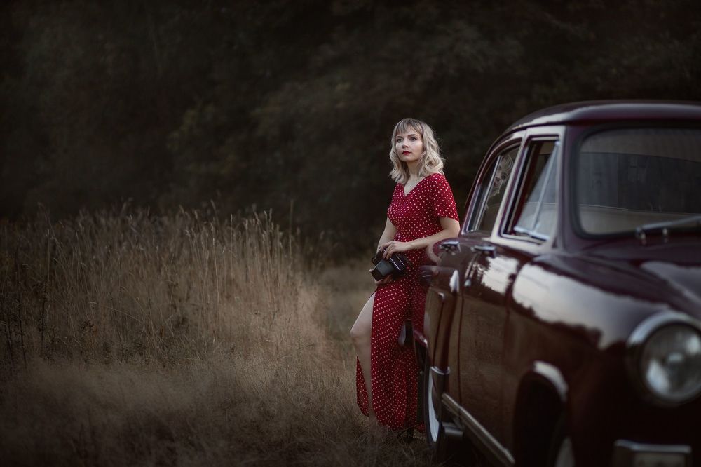 Lady in red