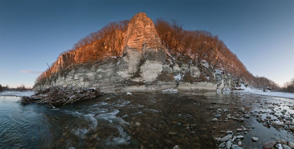 В багрянце заката (Белые скалы)