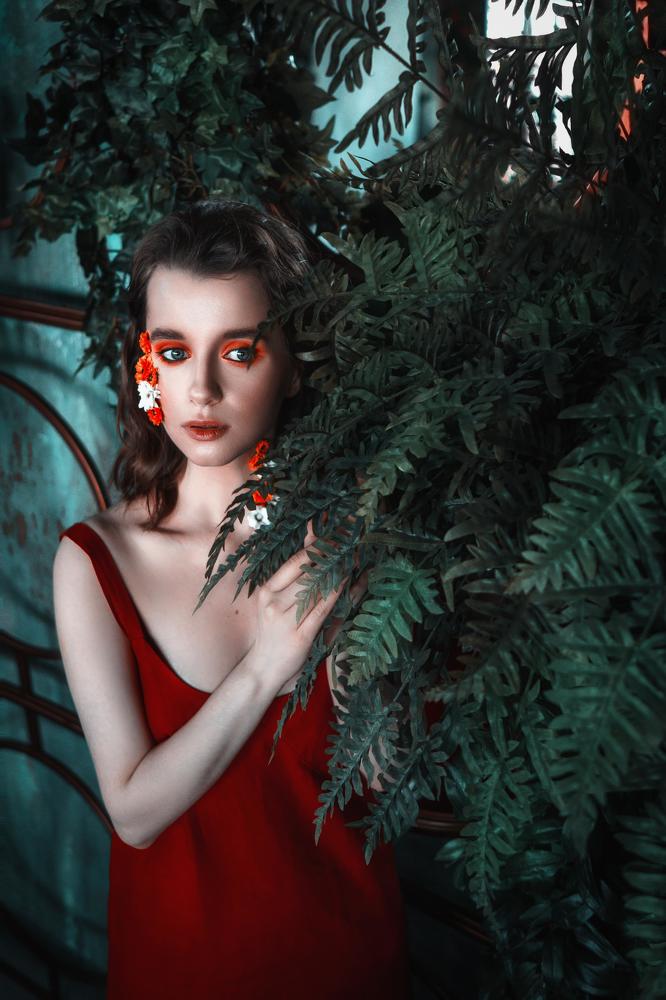 THE SCARLET FLOWER