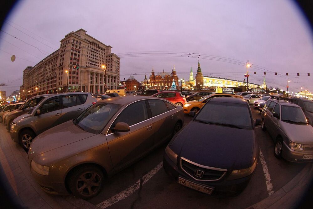 Москва выпучеными(как Пеленг-8) глазами провинциала