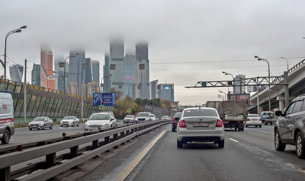 На машине по Москве
