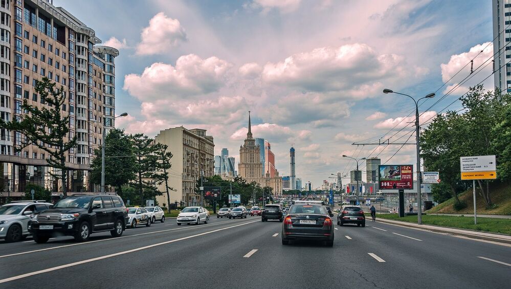 На машине по Москве - 2 часть