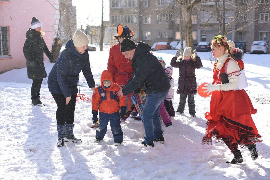 Масленица во дворе