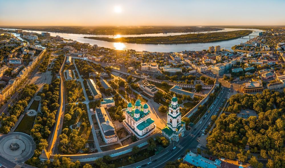 Астрахань &ndash; город на Волге
