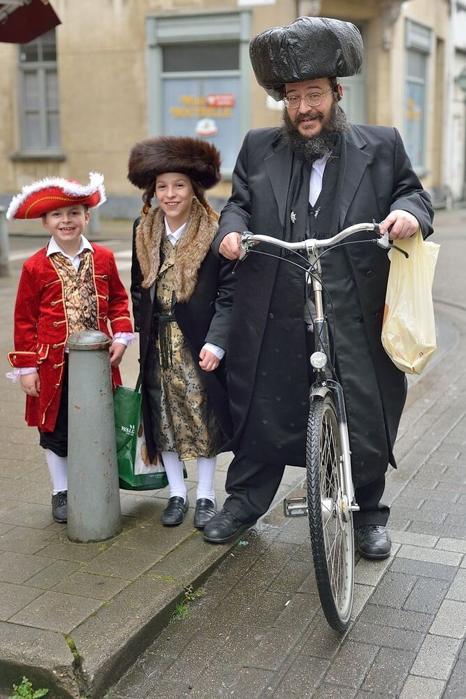 Poerim,feast of Jews(Antwerp-Belgium).Part 2.