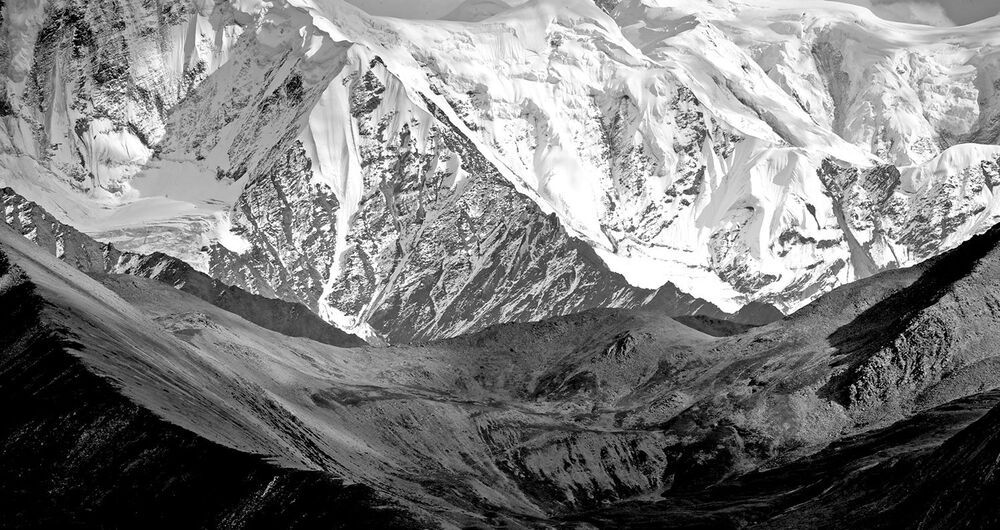 mount meili & yading in west sichuan china