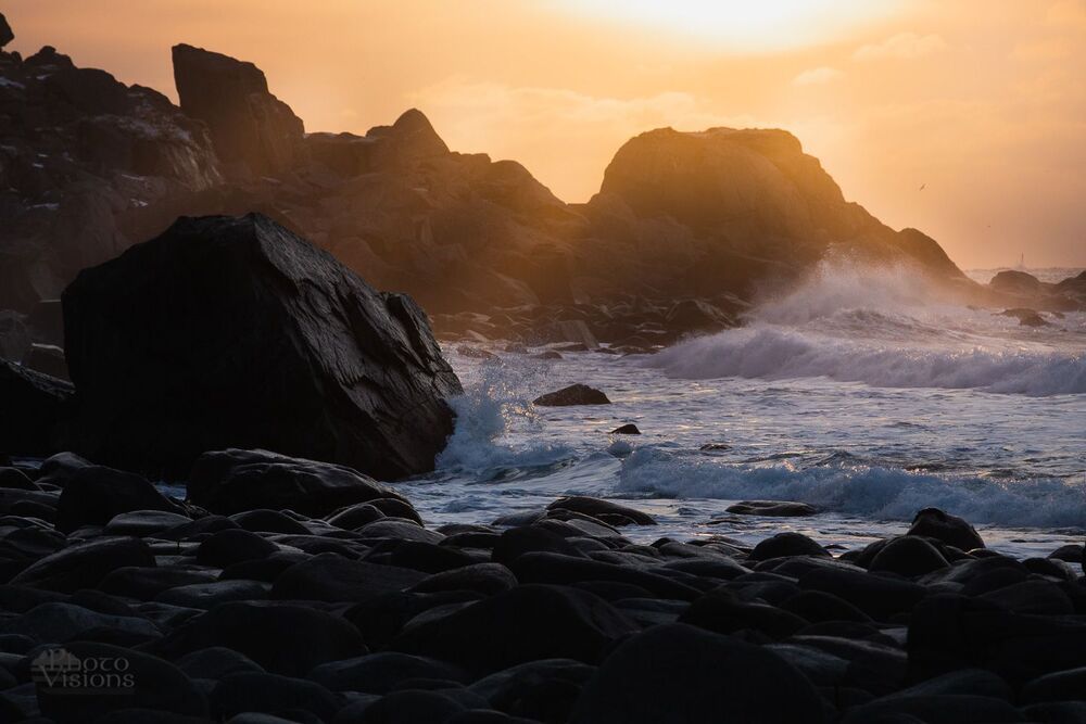 Amazing conditions by Utakleiv beach, photographers waiting for the perfect moment...  Lofoten Islands, Norway - Landscape Photography Workshops, March 2020.