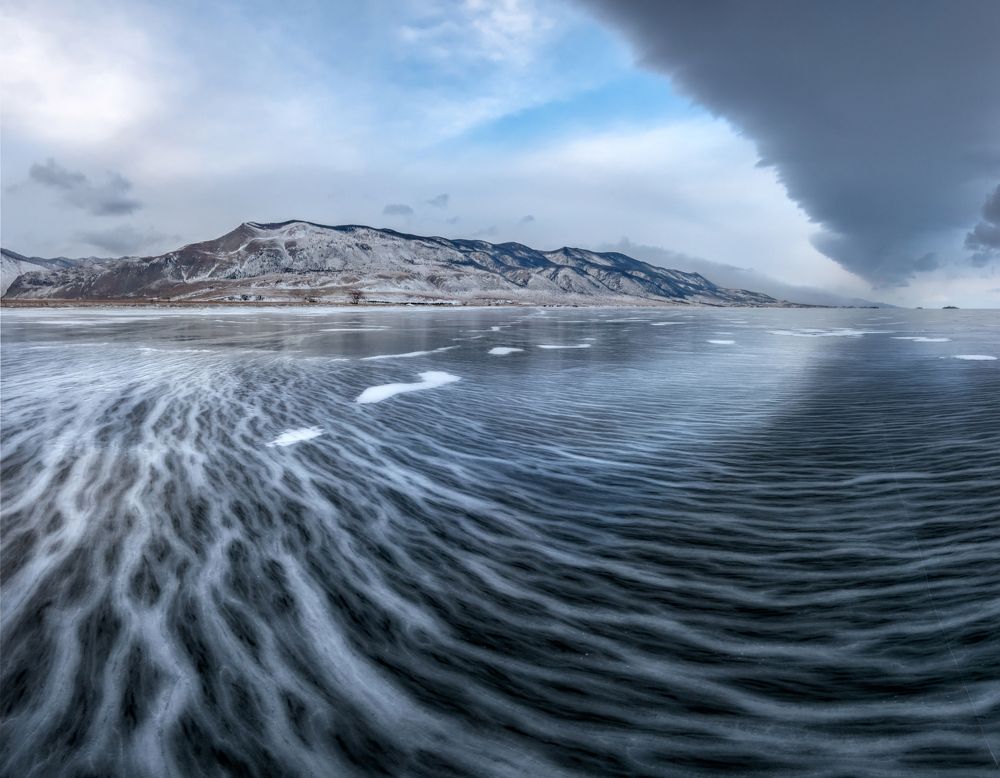 Байкал. Замёрзшая метель.