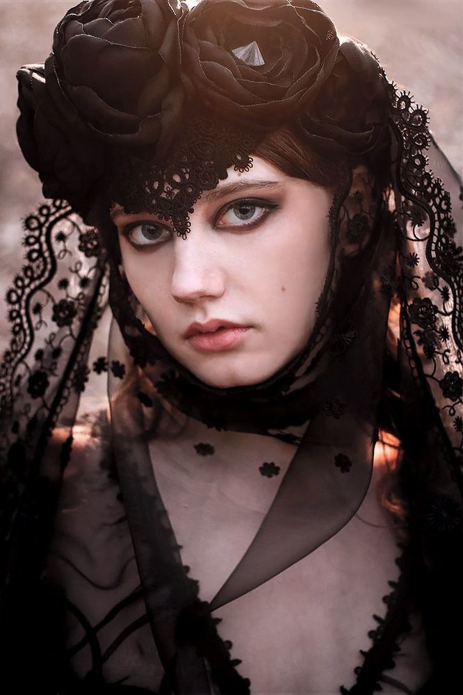 Dark lady