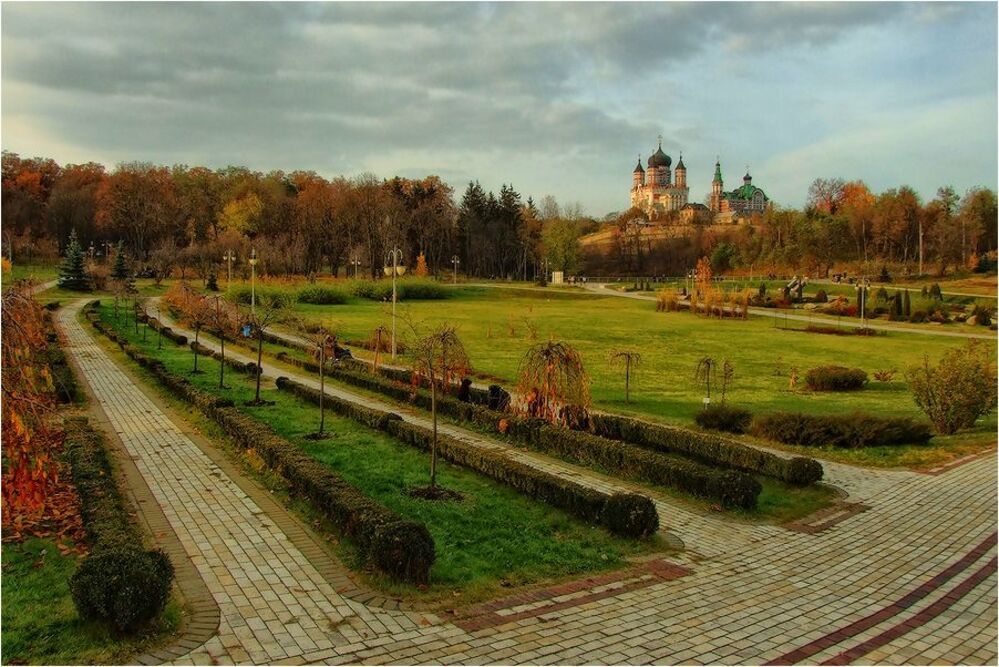 Чтобы попрощаться с летом мы пришли в осенний парк