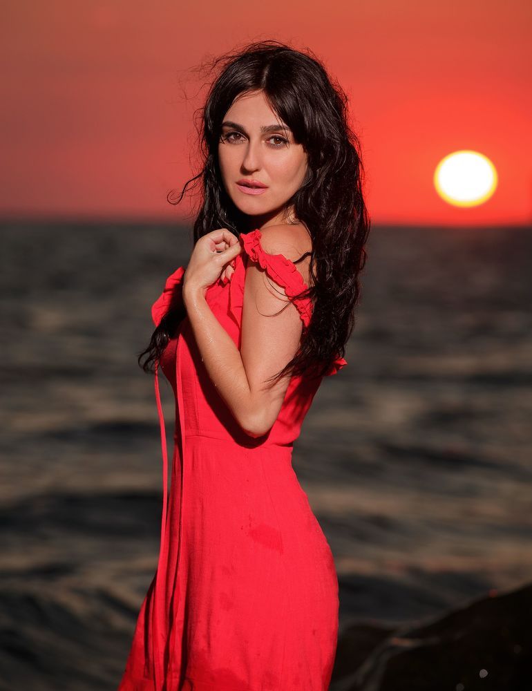 Lady in red