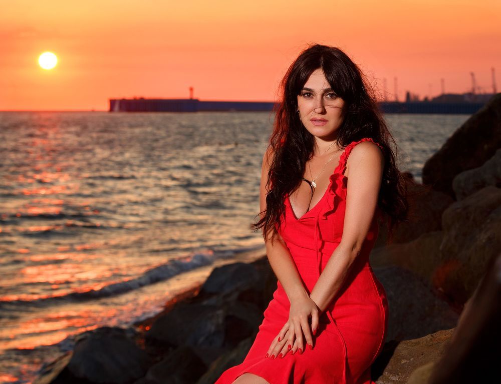 Lady in red