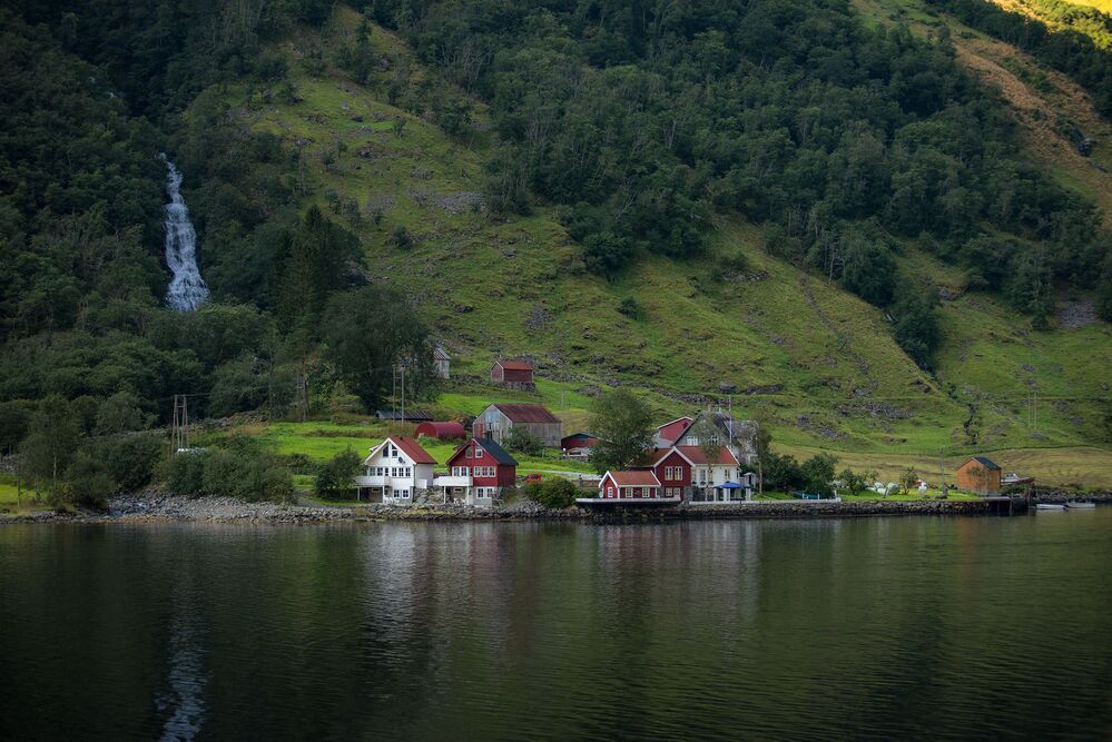 Fl&aring;m