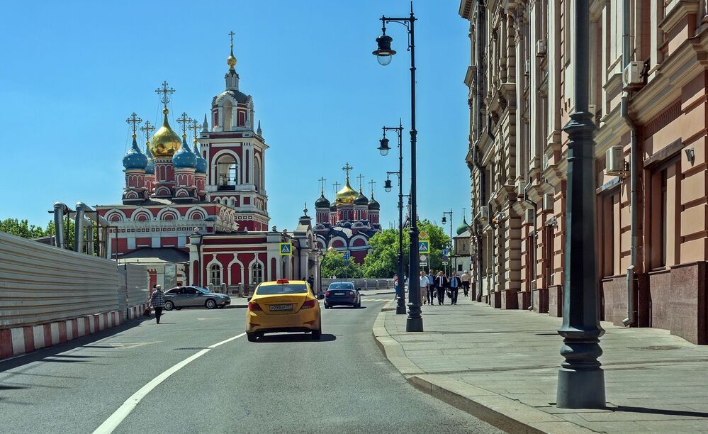 По Москве на колесах