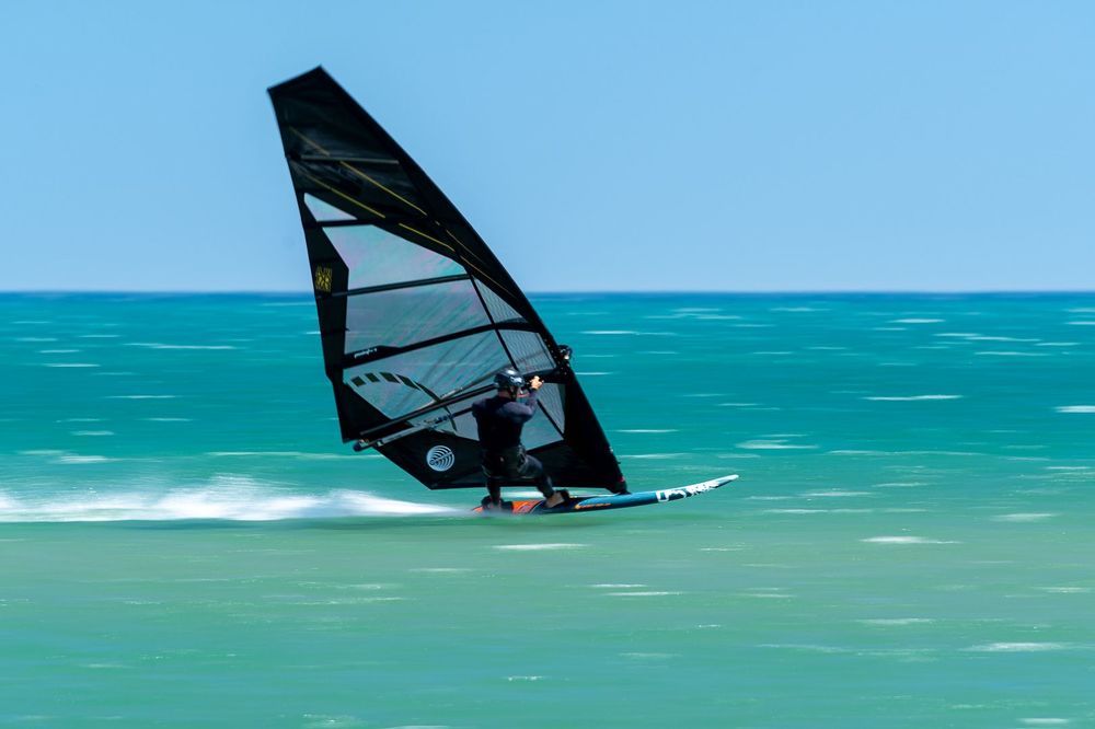 Windsurf slide