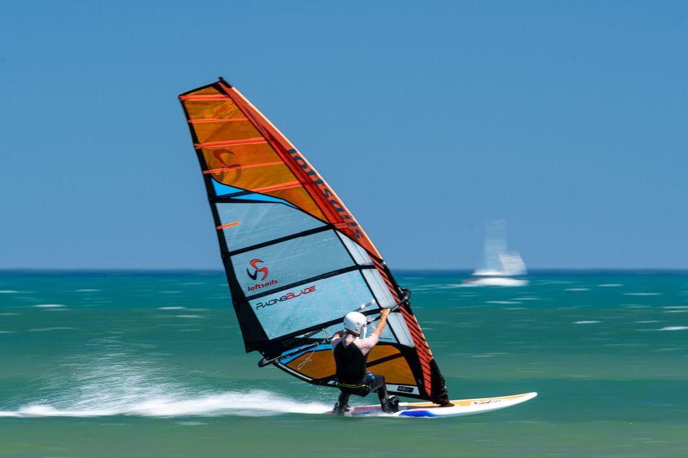 Windsurf slide
