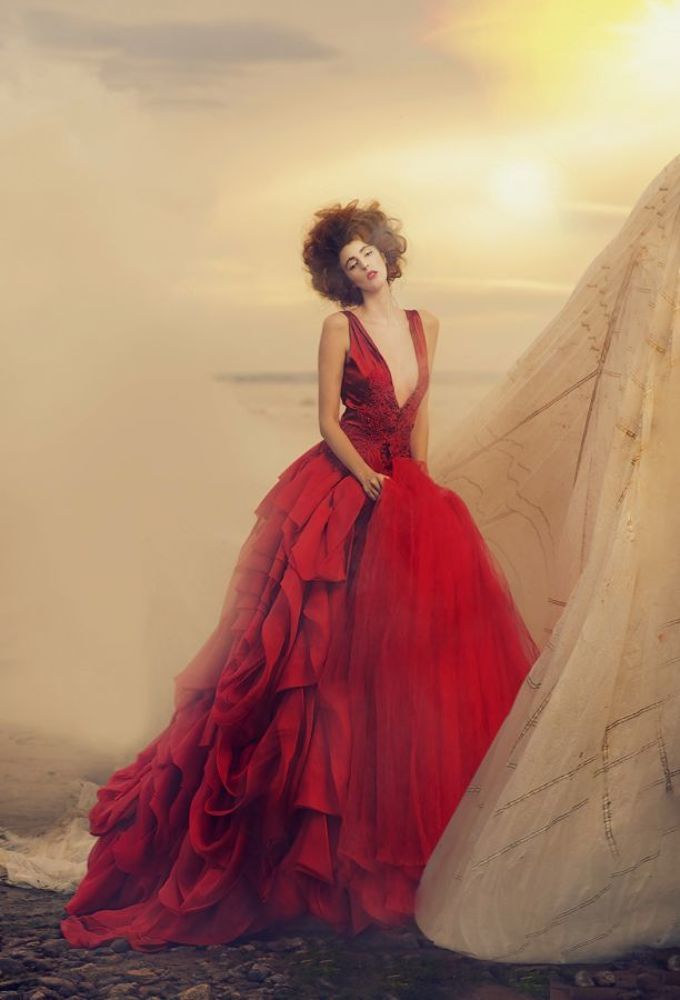 "Red parachute"  MD:Instagram  " olgikzor " Dress:[id190182|Ольга Малярова] MUAH: [club20549463|Визажист для фотосессий Петербург, Испания.]  Сотрудничество kirillartphoto@gmail.com  Бесплатное обучение обработке https://vk.com/sakrukin_photo  Быть моделью на моих съемках TFP оставлять заявку [club106086823|сюда]