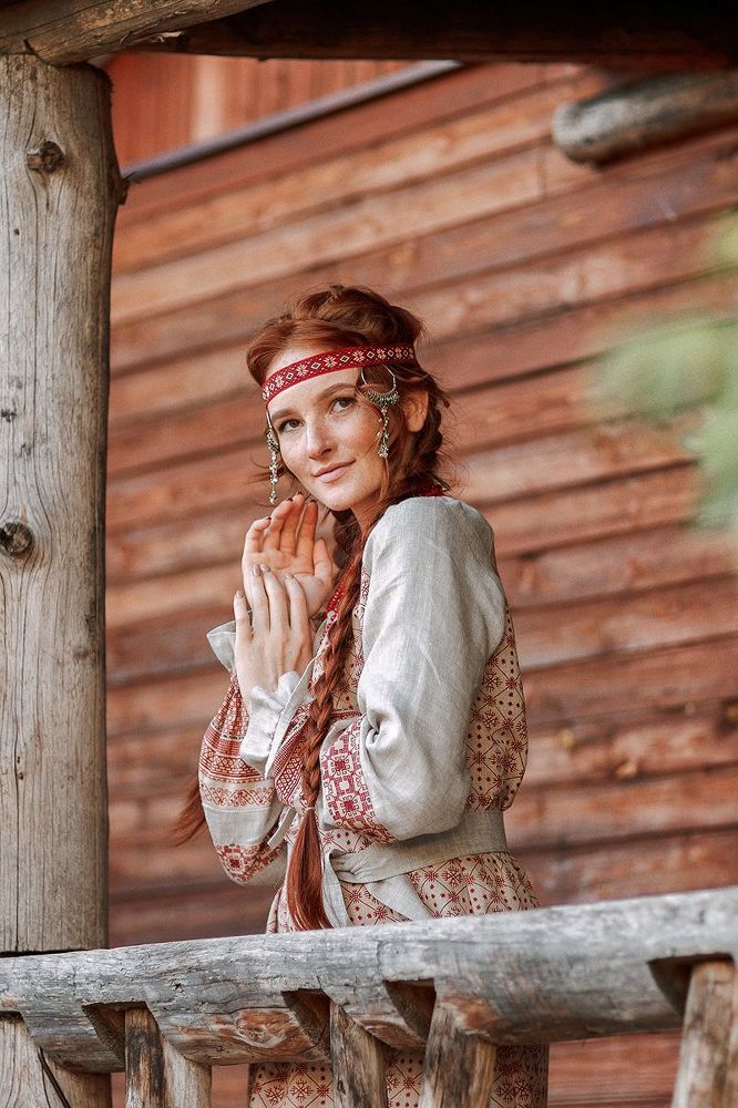 Яна
