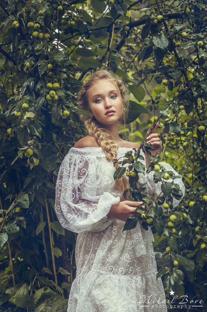 Алина