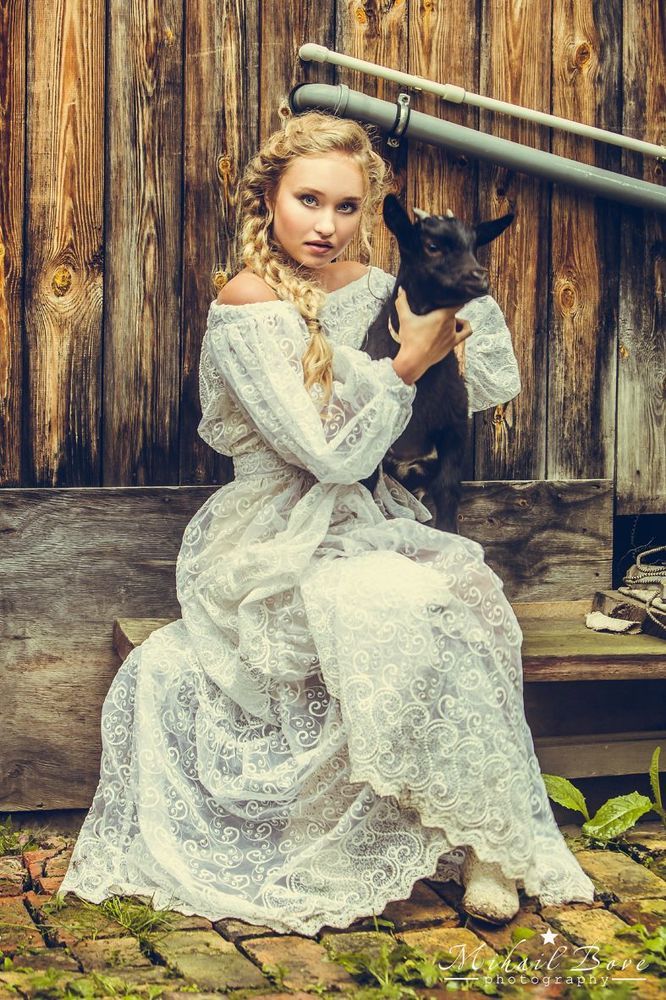 Алина