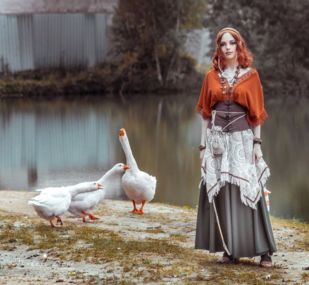 Shepherdess for geese