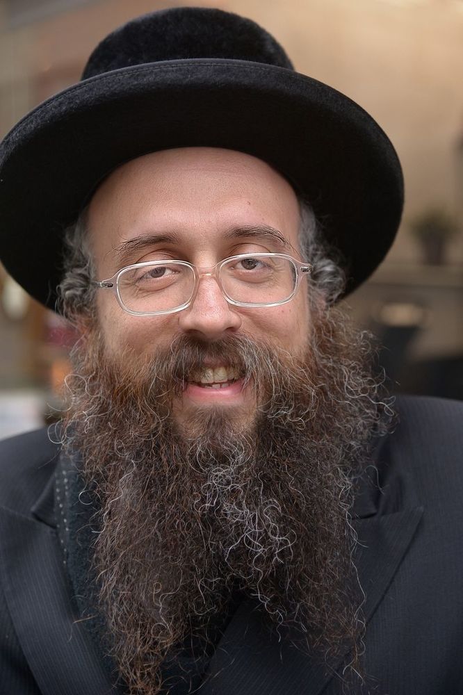 Portraits of hasidic Jews.
