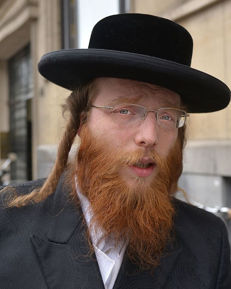 Portraits of hasidic Jews.