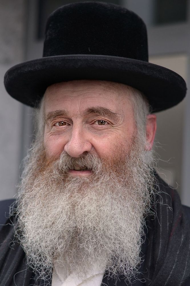 Portraits of hasidic Jews.