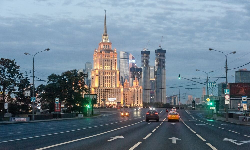 Morning Moscow through the windshield