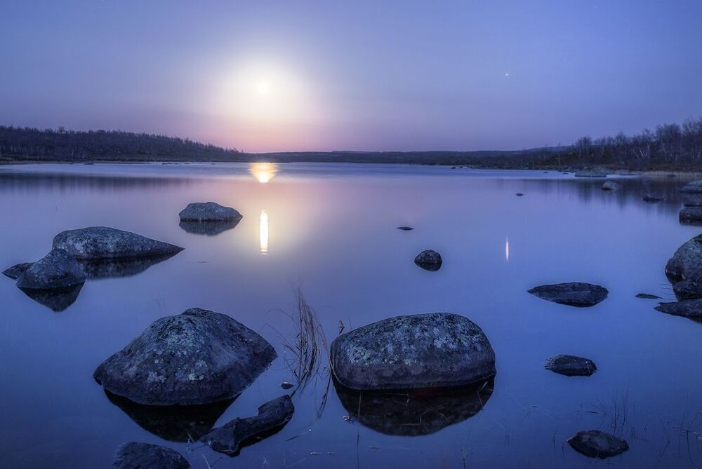 ...лунный вечер
