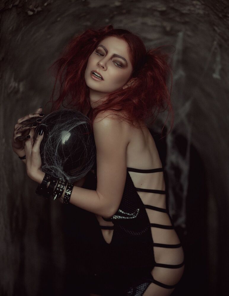 Black widow