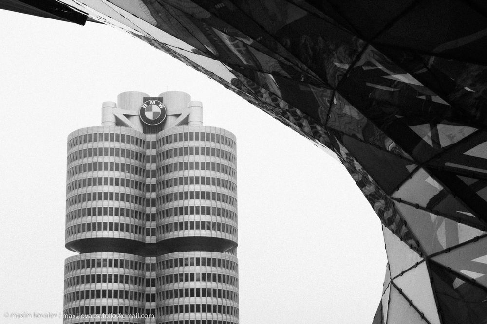 Around the world (BMW world) (4)