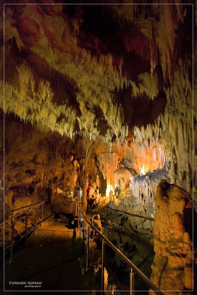 Diros Caves