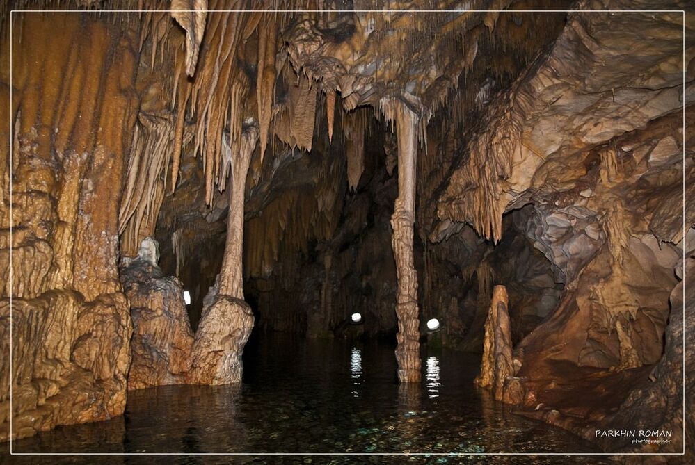 Diros Caves