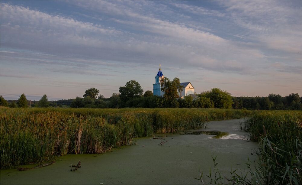 по тропинке к храму...