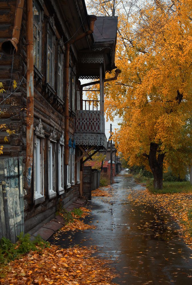 в городе осень