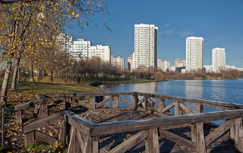 Прогулка по осеннему парку