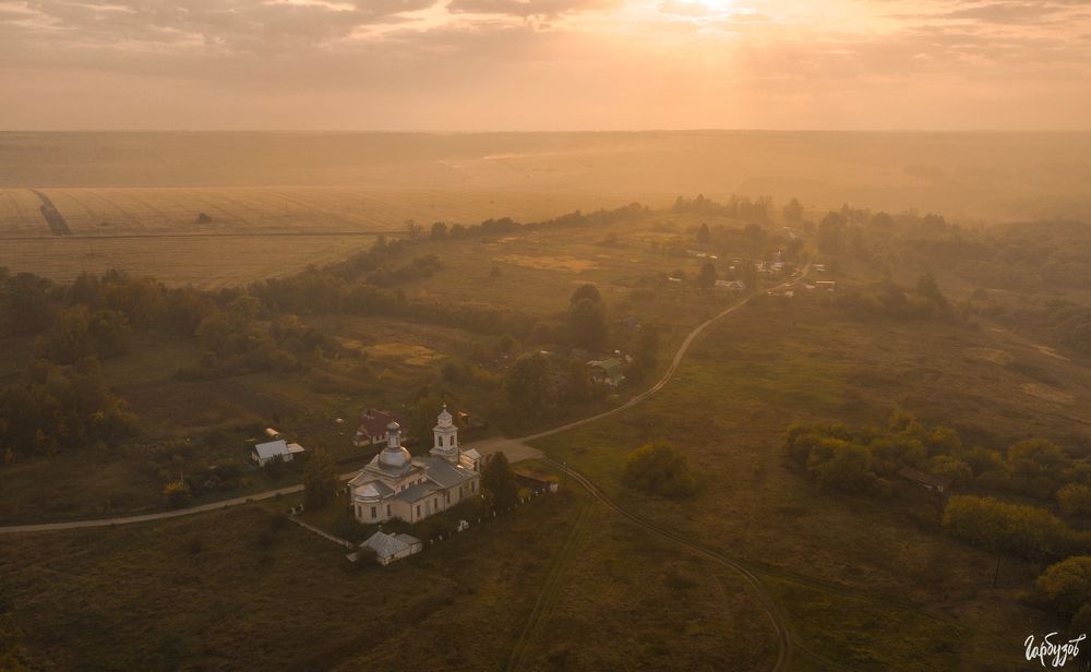 Нарышкино. Свято-Успенский храм.
