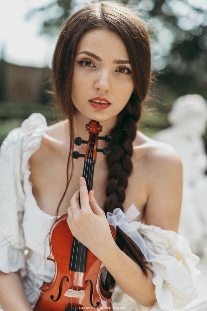 https://www.instagram.com/valerabatay