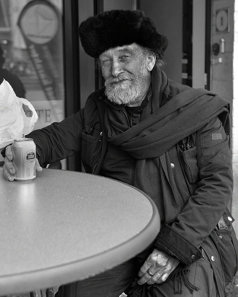Portraits pubs Belgium.
