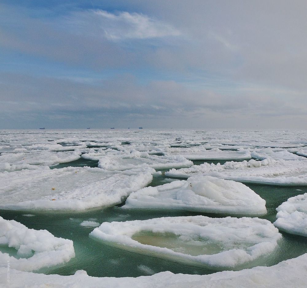 Морозное море...