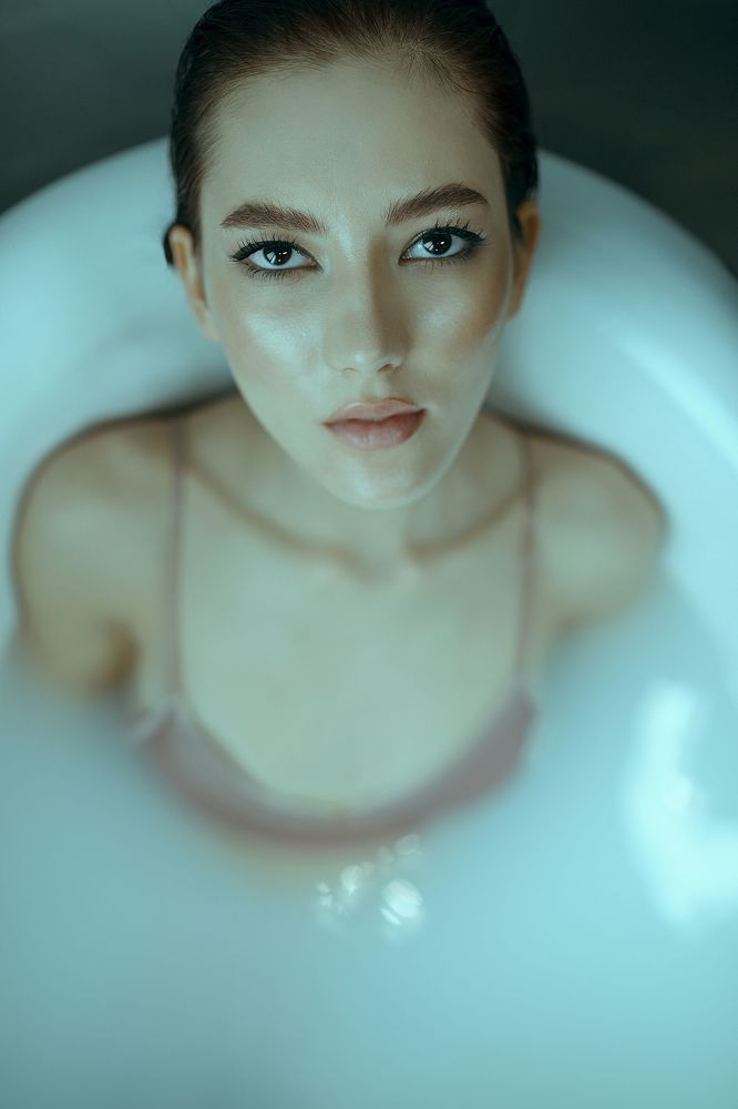 BATHGIRL