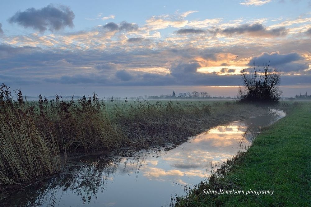 Morning in Noordschote (Belgium).