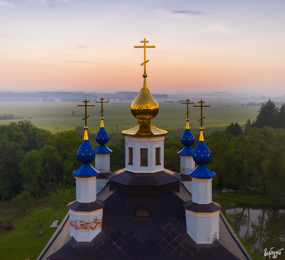 Церковь Введения во храм Пресвятой Богородицы. Свято-Введенский Макарьевский Жабынский мужской монастырь.
