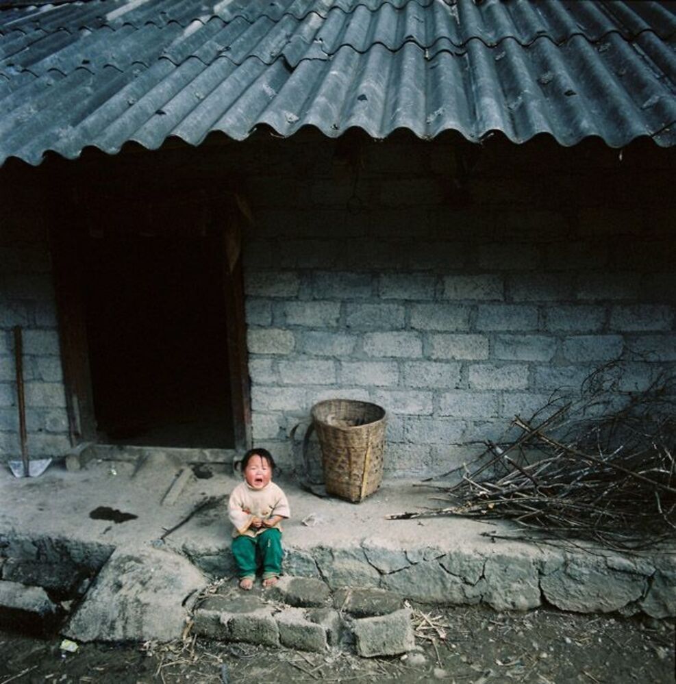 Crying baby at Pho Cao, Dong Van, Ha giang.